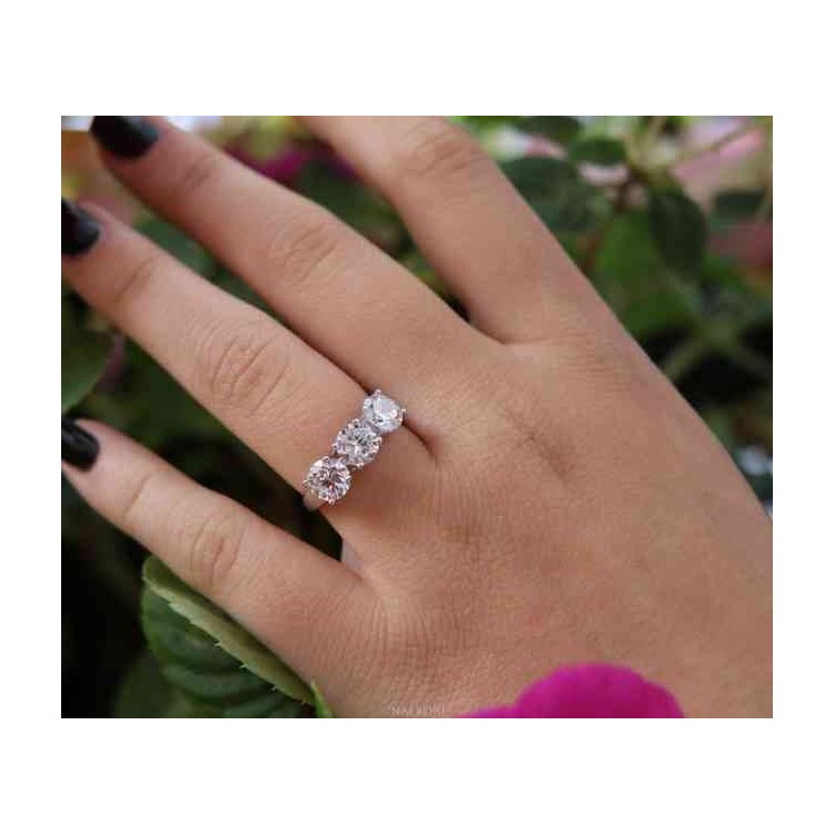 NSA|925 Rhodium: Trilogy with white zirconium 0.6 brilliant cut