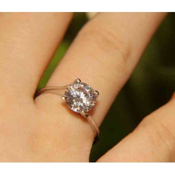 NSA|925 Rhodium: Lonely lady's ring with cubic zirconia 8mm 2ct brilliant cut