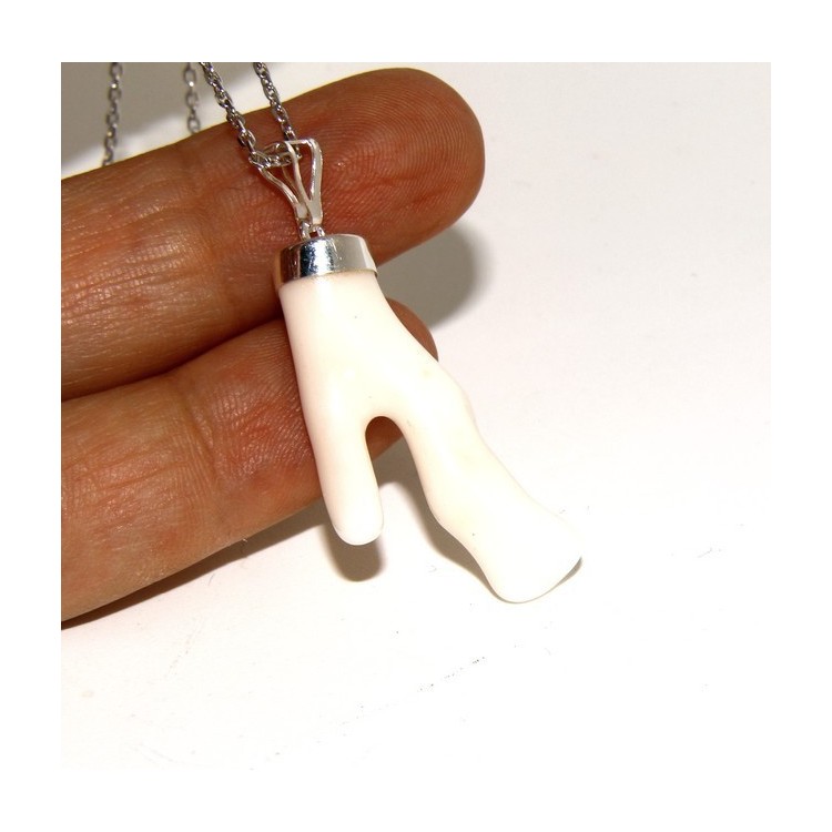 NSA|925 sterling silver 925 sterling silver pendant and necklace with white natural coral
