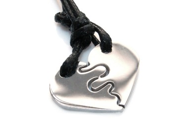 NSA|classic steel heart necklaces to break him and her friends with waxed lace for men and women