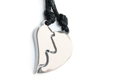 NSA|steel elongated heart necklaces to break him and her friends with waxed lace for men and women