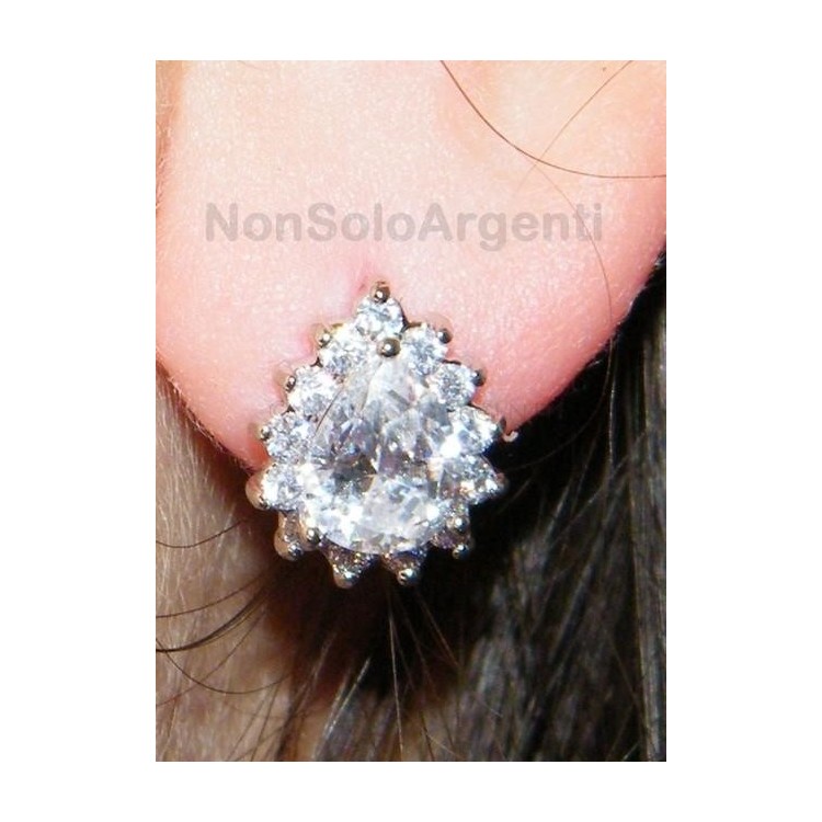 NSA|Zircon drop hook earrings and rhodium-plated diamonds 18kgf