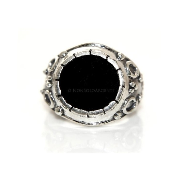 NSA|Grande Anello Argento 925 da uomo : Fascia massiccia lavorata anticata con onice tonda   misura 24