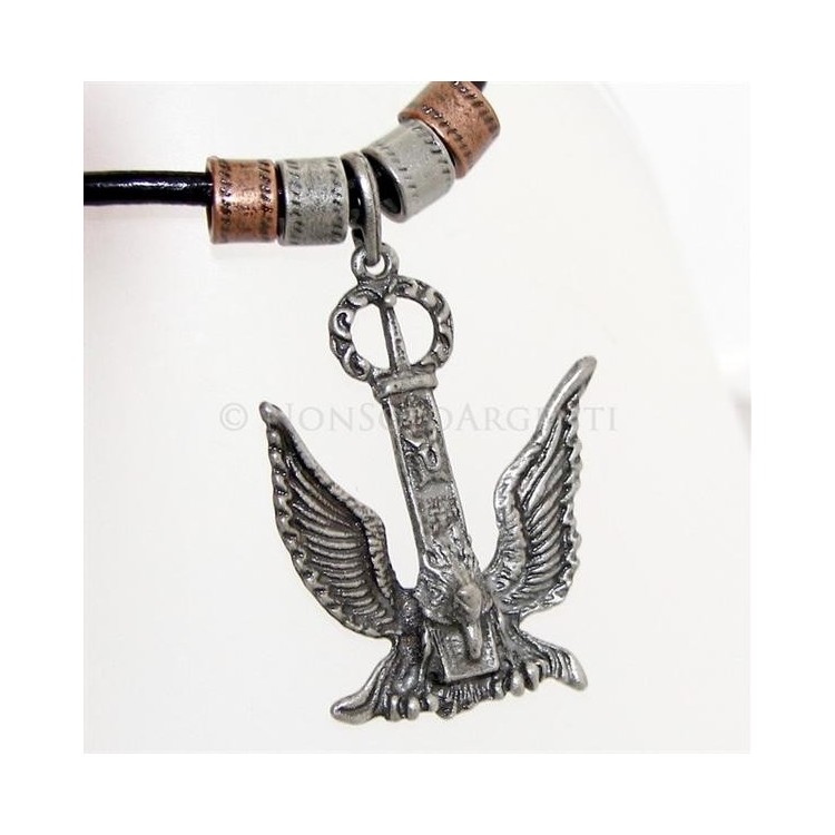 NSA|Acciaio : Collana laccio cuoio con barilotti rose' e aquila