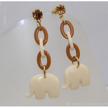 NSA|Bigiotteria : Orecchini lucite avorio e nocciola con pietra ambrata in tono oro