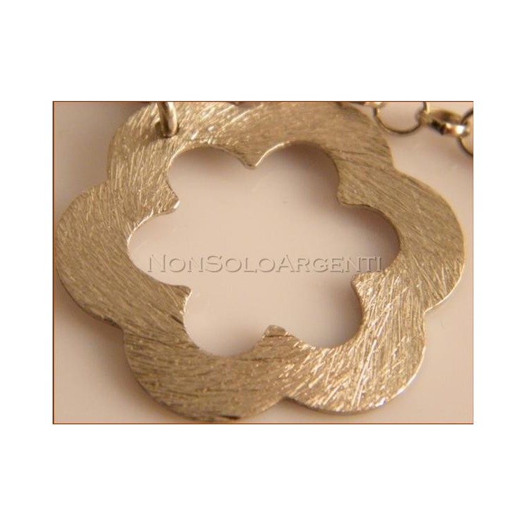 NSA|Argento 925 : bracciale con catena  rolo'  grandi fiori satinati e agata corniola
