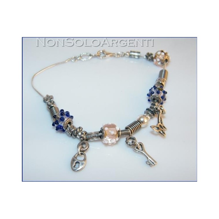 NSA|Argento 925 : bracciale con elementi anticati e 4 biglie di Murano con ciondoli charme