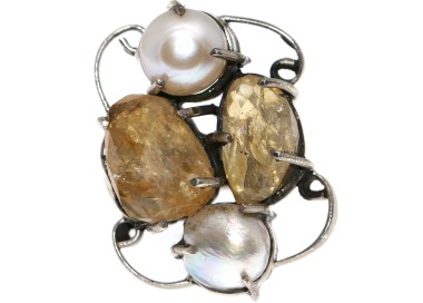NSA|925 silver ring with natural citrine gems and freshwater pearls measuring 16 curls