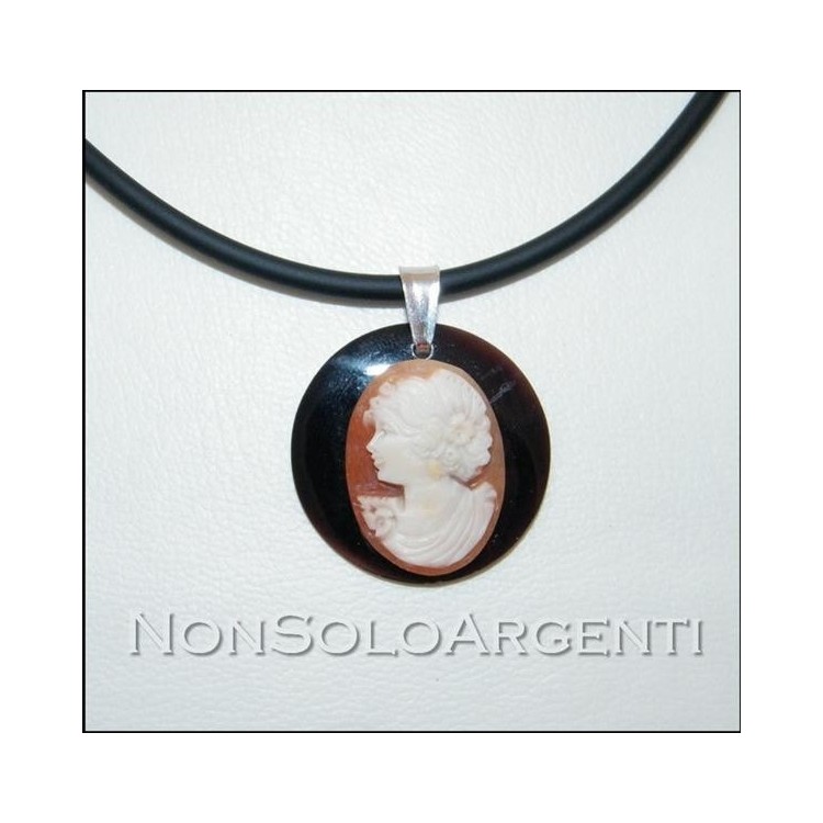 NonSoloArgenti |cammeo corniola argengo 925 e collana caucciu' con profilo di donna