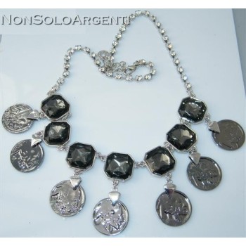 NSA|Bigiotteria : Collana laminata argento rodiata brunita con centrale strass fumè e monete