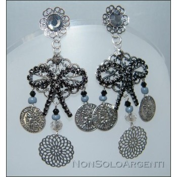 NSA|Bigiotteria : Orecchini "Fiocco" con strass e medagliette argentati