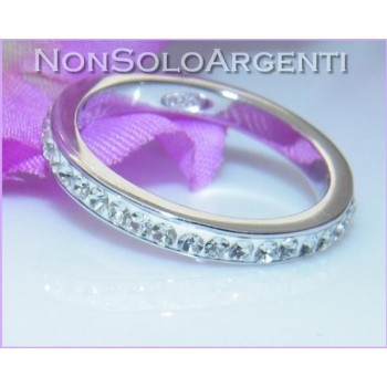 NSA|Argento 925 Rodiato : Anello Eternity con Zirconia bianchi incastonati in perspex
