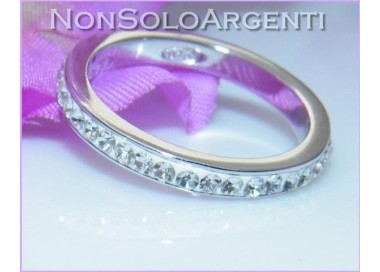 NSA|Argento 925 Rodiato : Anello Eternity con Zirconia bianchi incastonati in perspex