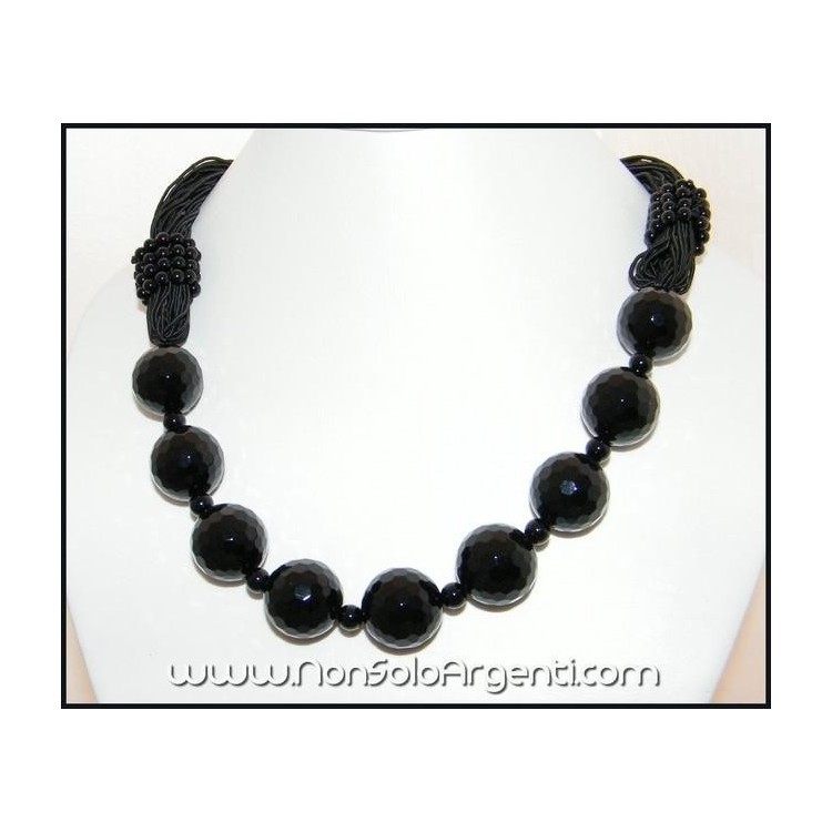 NSA|torchon necklace of large pearls and natural black onyx beads for women