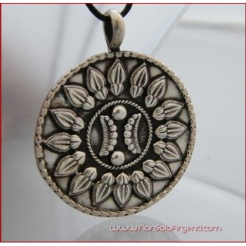 NSA|Ciondolo Argento 925 : Medaglione Grande inciso con laccio