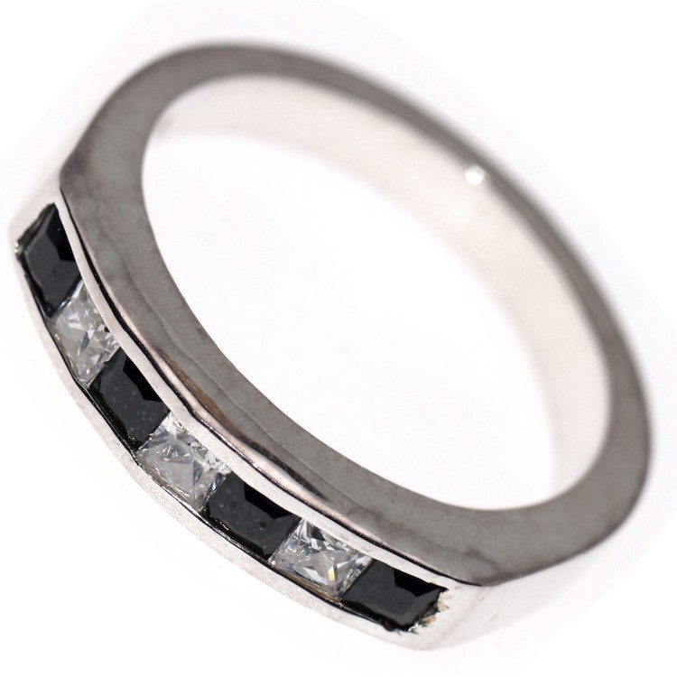 NSA|925 silver ring with black and white carrè zircons size 16 little finger man