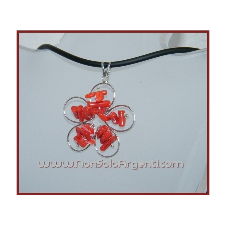 NSA|Collana e Ciondolo in Argento 925 : Margherita con Corallo di Torre del Greco