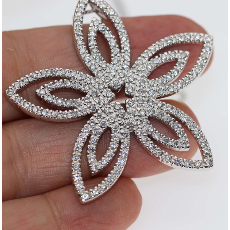 NSA|Ciondolo fiore argento 925 rodiato con pavè di zirconi bianchi