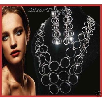 NSA|Parure '70 stile colore argento con i cerchi : Collana e Orecchini