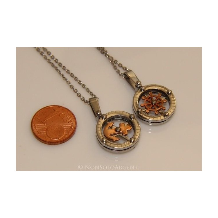 NSA|Acciaio  : Esclusiva collana 3D Buollonata tonda ancora timone cromato e rosè