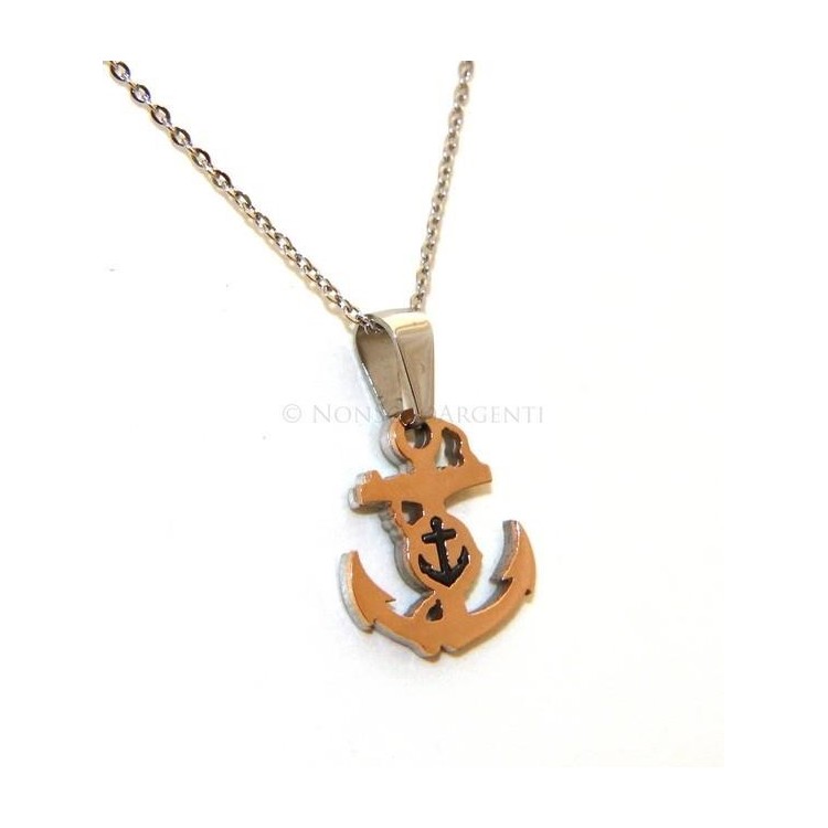 NSA|Acciaio  : Esclusiva collana rolo' ciondolo ancora rosè con ip nero centrale timone o ancoretta