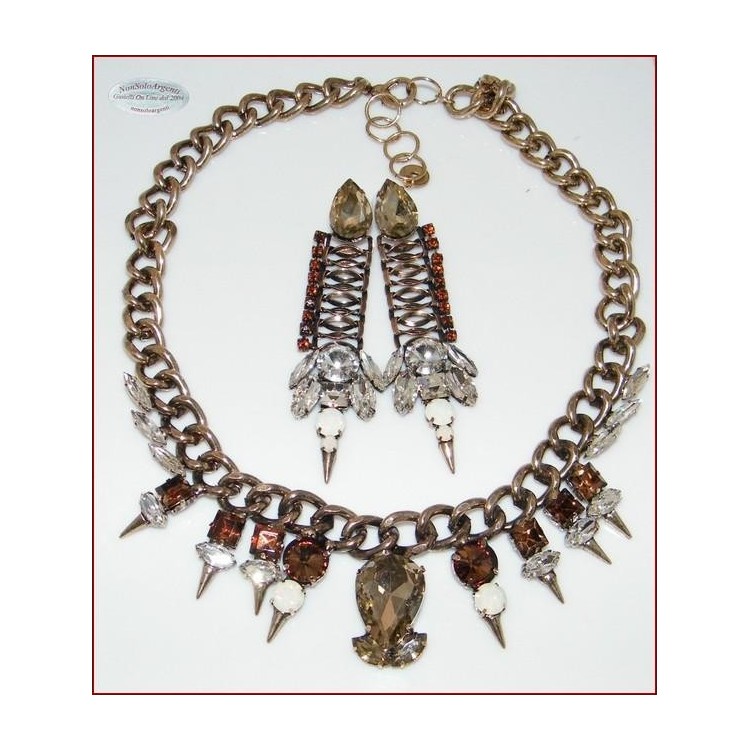 NSA|Jewelery : Pointed dark gold set with large smoky teardrop crystals