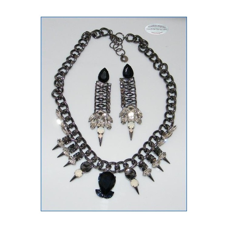 NSA|Jewelery : Pointed smoky set with large blue teardrop crystals