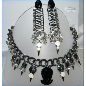 NSA|Jewelery : Pointed smoky set with large blue teardrop crystals