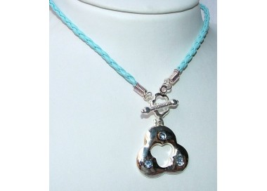 NSA|collana bigiotteria rosa celeste trifoglio reverse strass