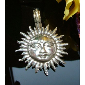 NSA|large ethnic solid 925 silver sun pendant with face and rays