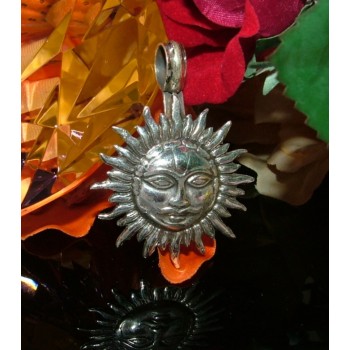 NSA|large ethnic solid 925 silver sun pendant with face and rays