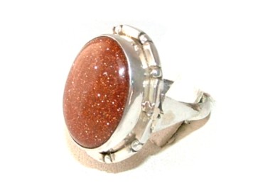 NSA|Ethnic silver ring with shimmering GOLDSTONE stone size 17