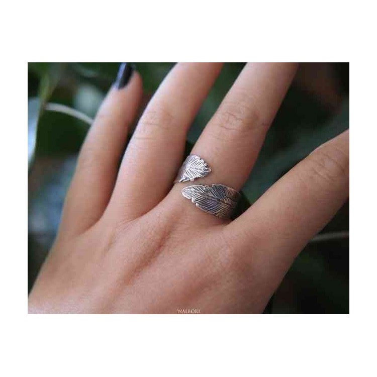 NSA|NALBORI® adjustable ring in sterling silver with burnished leaves
