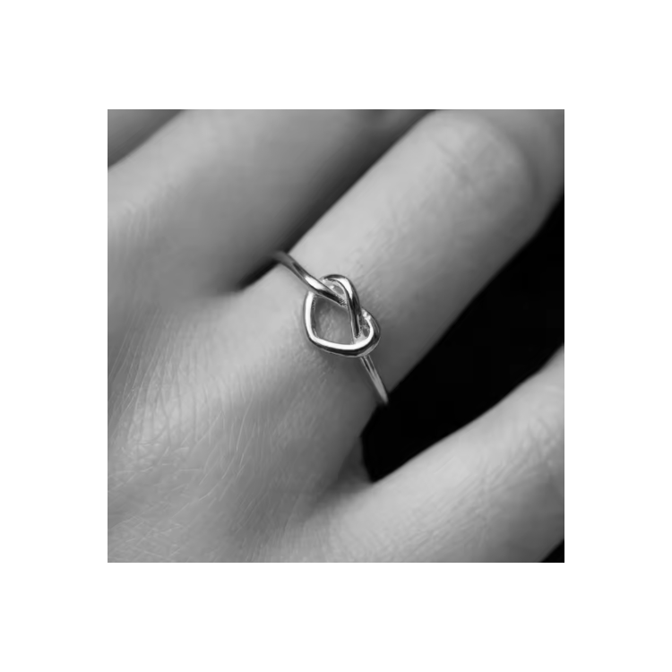 NonSoloArgenti |Adjustable heart-knotted minimalist steel ring for women and girls in silver or gold