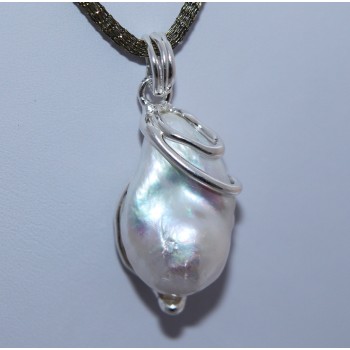 NSA | Esclusivo Ciondolo donna linea Amalfi in argento 925 ed enorme perla barocca naturale a goccia