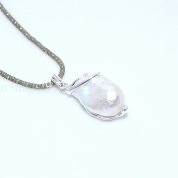 NSA|Exclusive Amalfi women's pendant in 925 silver and a huge natural baroque pearl drop